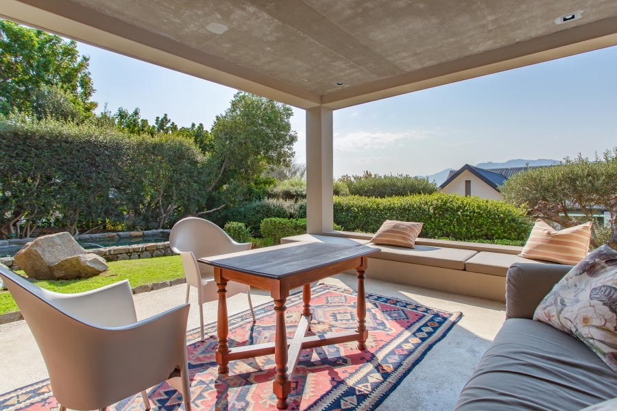 4 Bedroom Property for Sale in Lemoenkloof Western Cape
